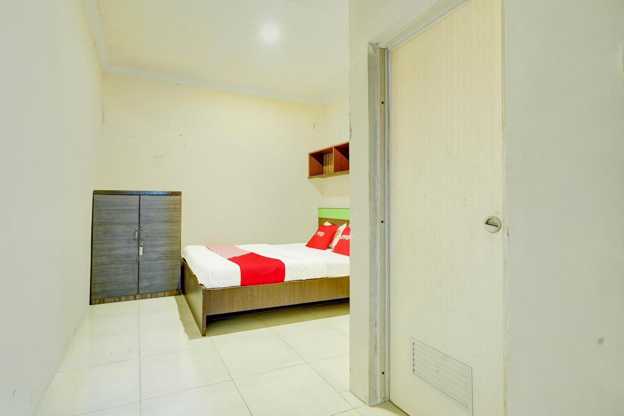 Hotel O Slawi Near Alun- Alu Slawi Formerly Boarding Inn Tegal  Eksteriør billede